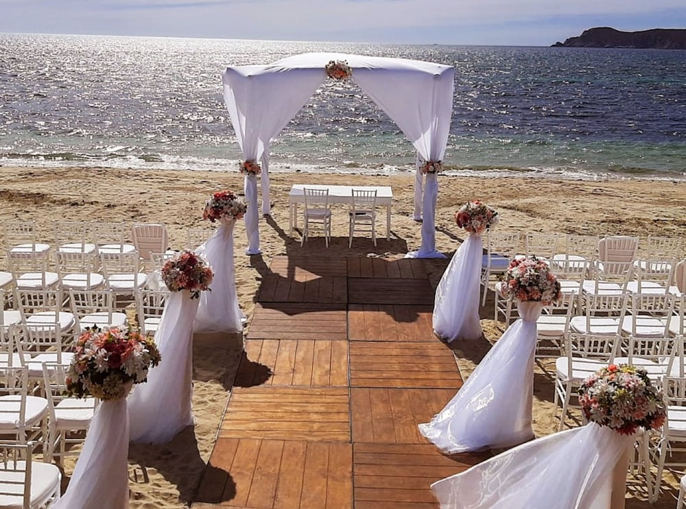 Hotel San Carlos Plaza, Beach & Convention Center 48/58