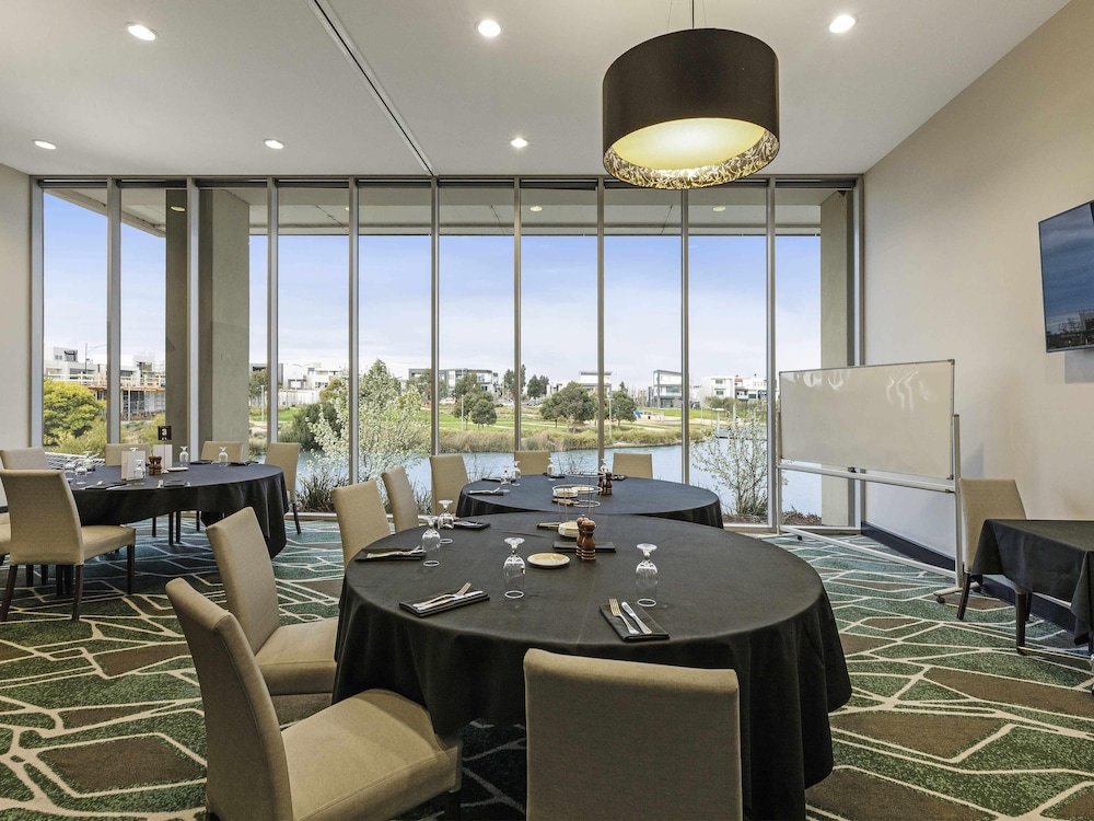 Mercure Melbourne Caroline Springs 35/48
