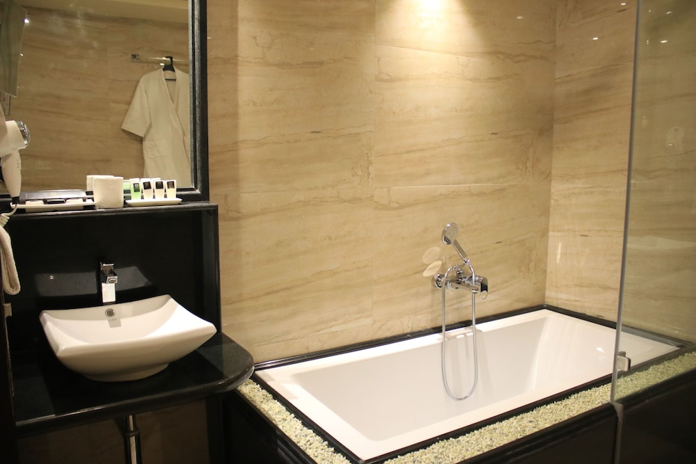 Sathyam Grand Resort Sriperumbudur 46/50