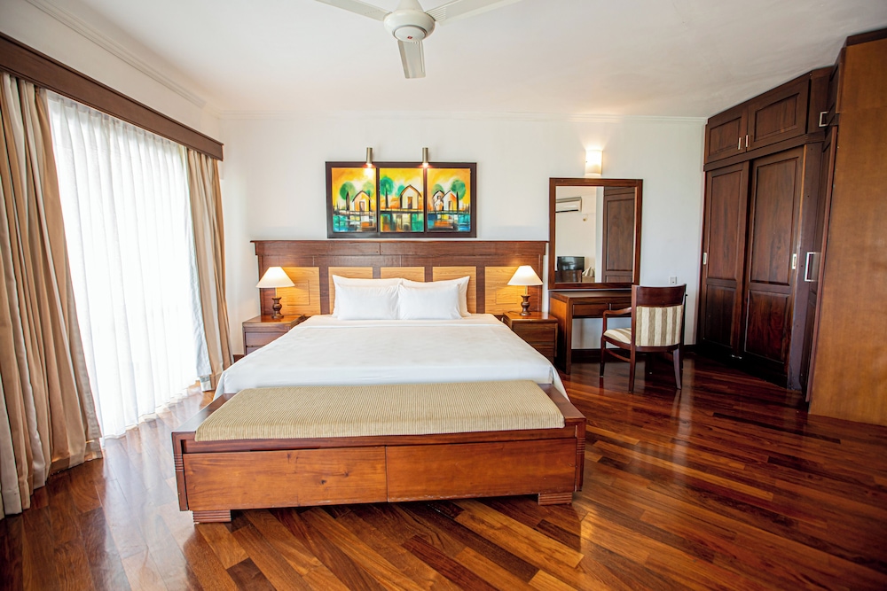 Garden, Suite, King Bed