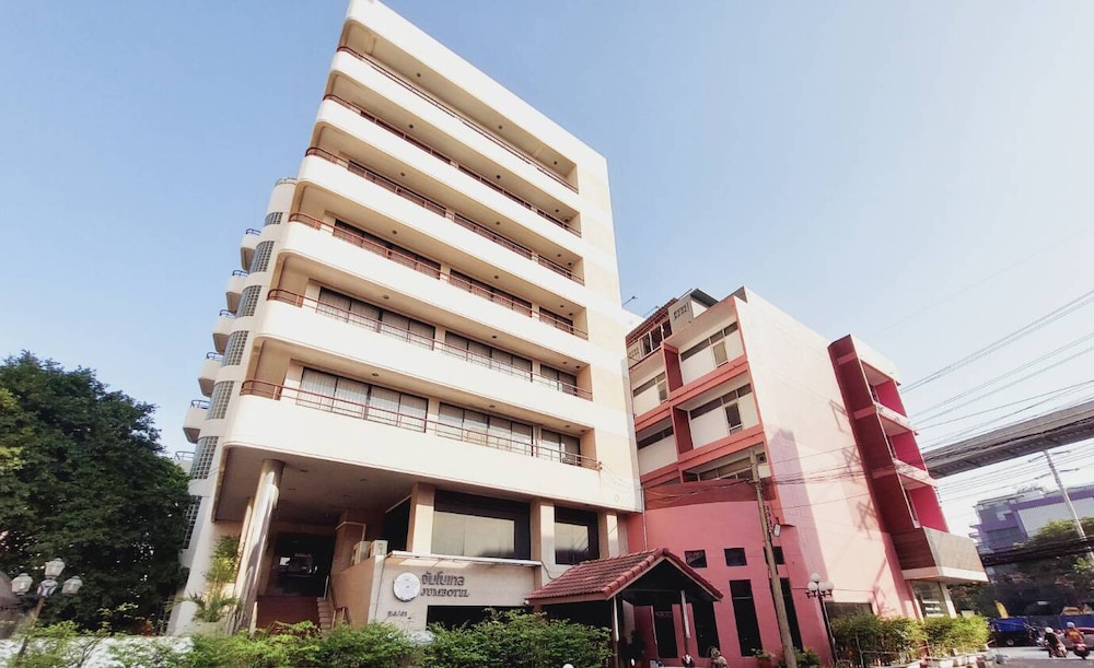 Jumbotel Bangkok 3/35