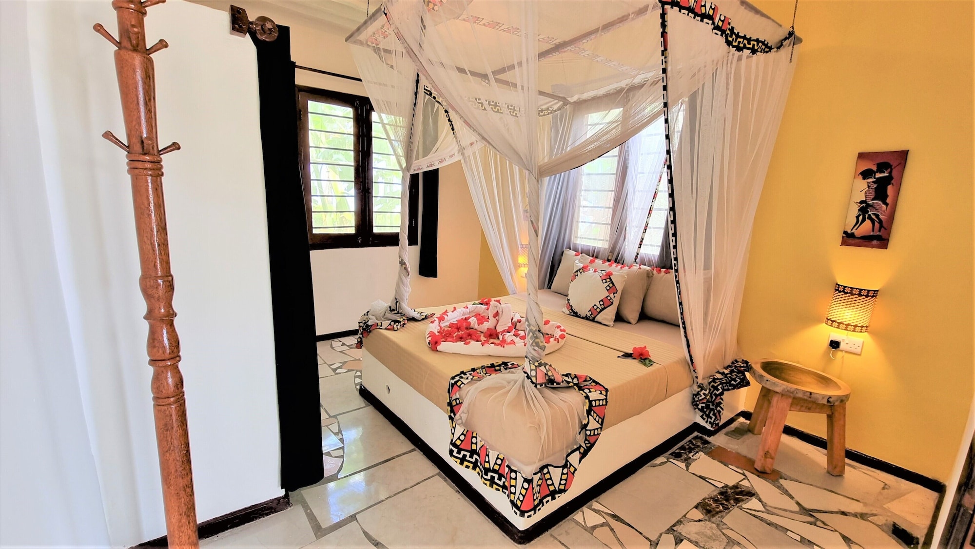 LUXURY ROOM