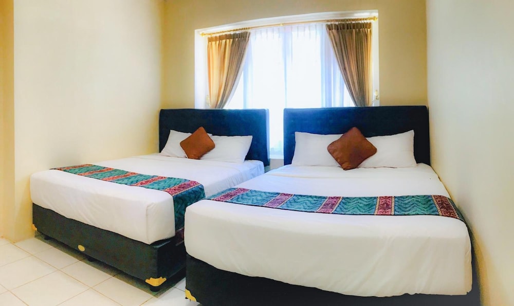 Hotel Indah Palace Tawangmangu 10/48