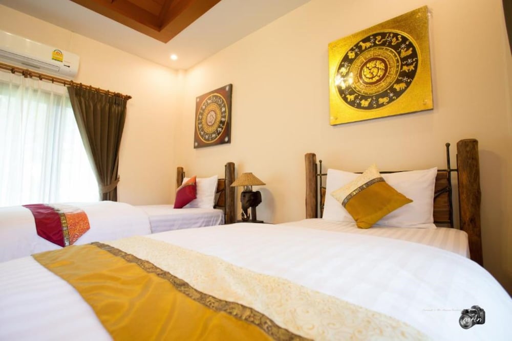 2 BEDROOMS, GRAND, DELUXE, VILLA