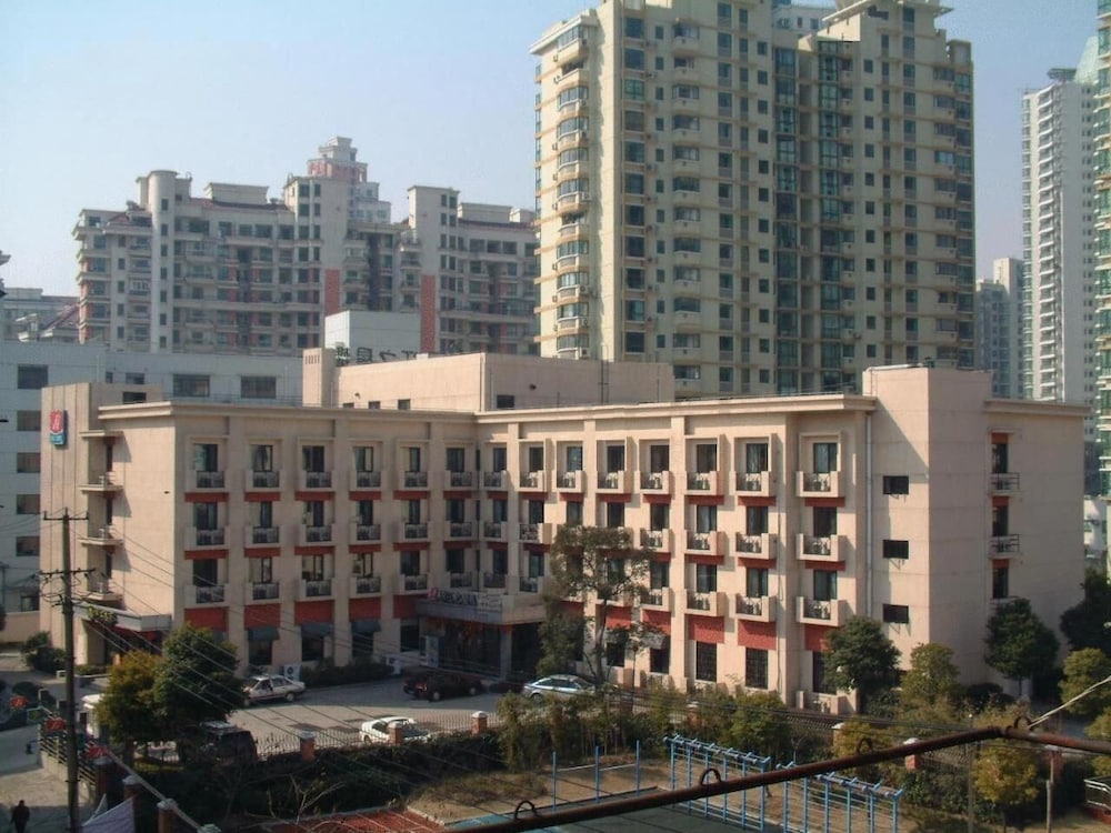 Jinjiang Inn Shanghai Changning 41/42