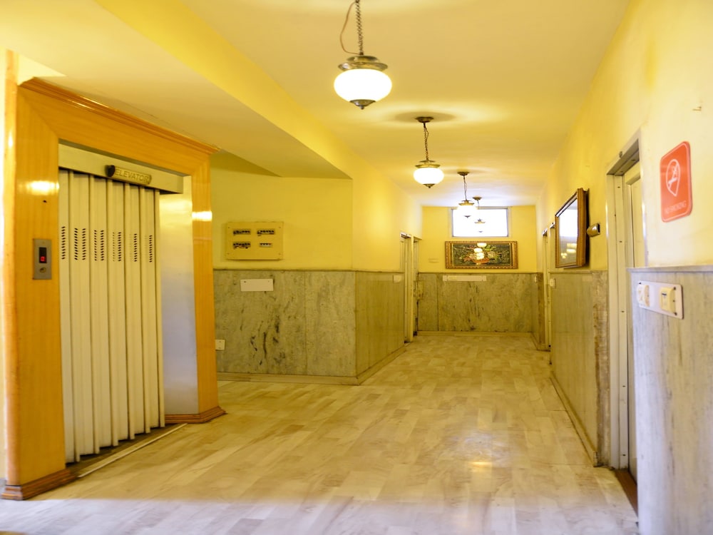 LALS HAVELI 5/47