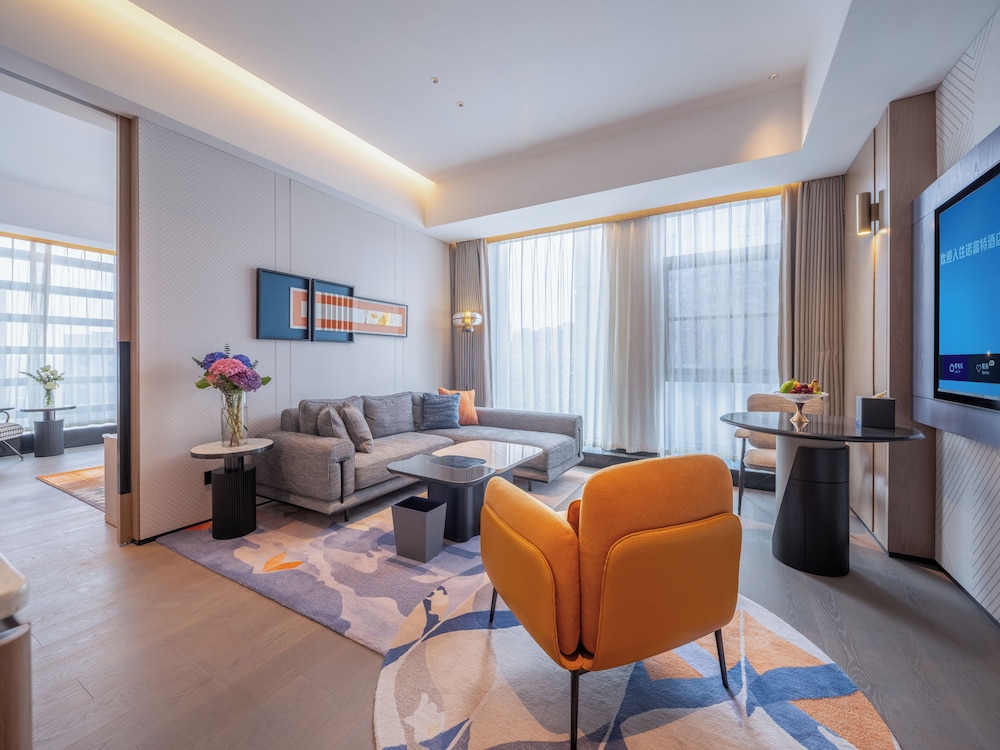 Novotel Zibo New Hongcheng 48/67