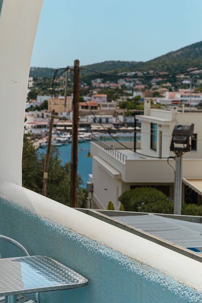 Hotel-Mistral Aegina 37/50