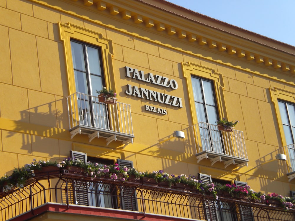 Palazzo Jannuzzi Relais 3/53
