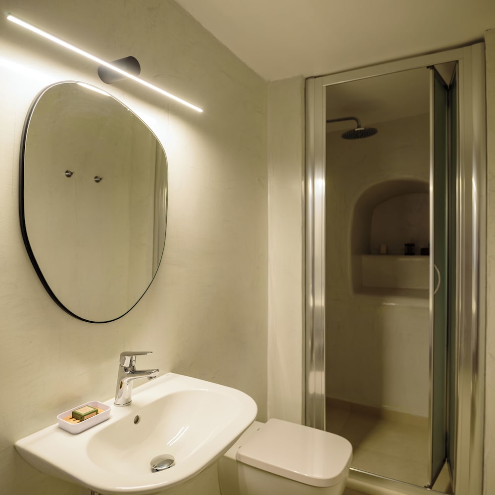 Revelis Villa & Canava 48/50