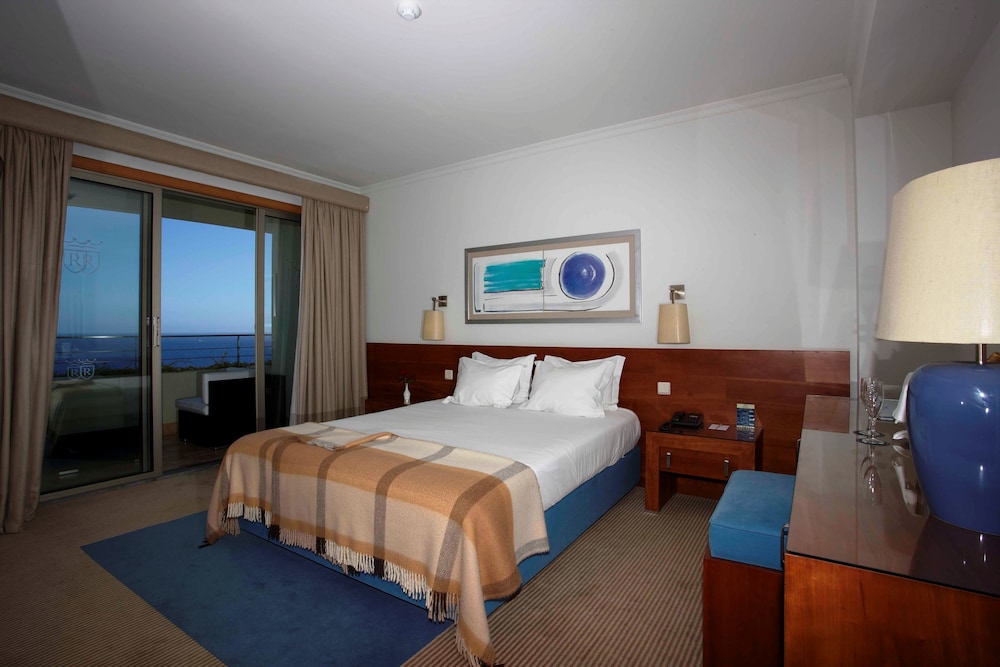 Madeira Regency Cliff - Adults Only 15/50
