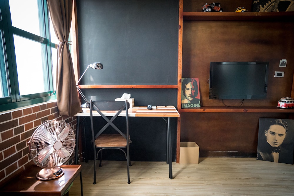 Baker Street Design Inn 42/49