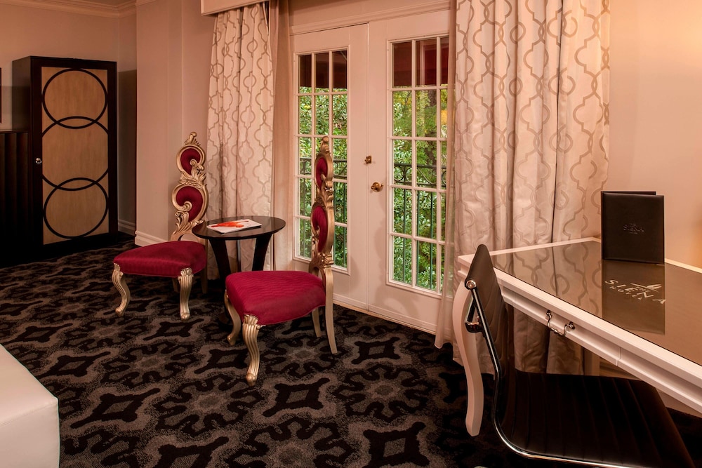 THE SIENA HOTEL, AUTOGRAPH COLLECTION 24/57