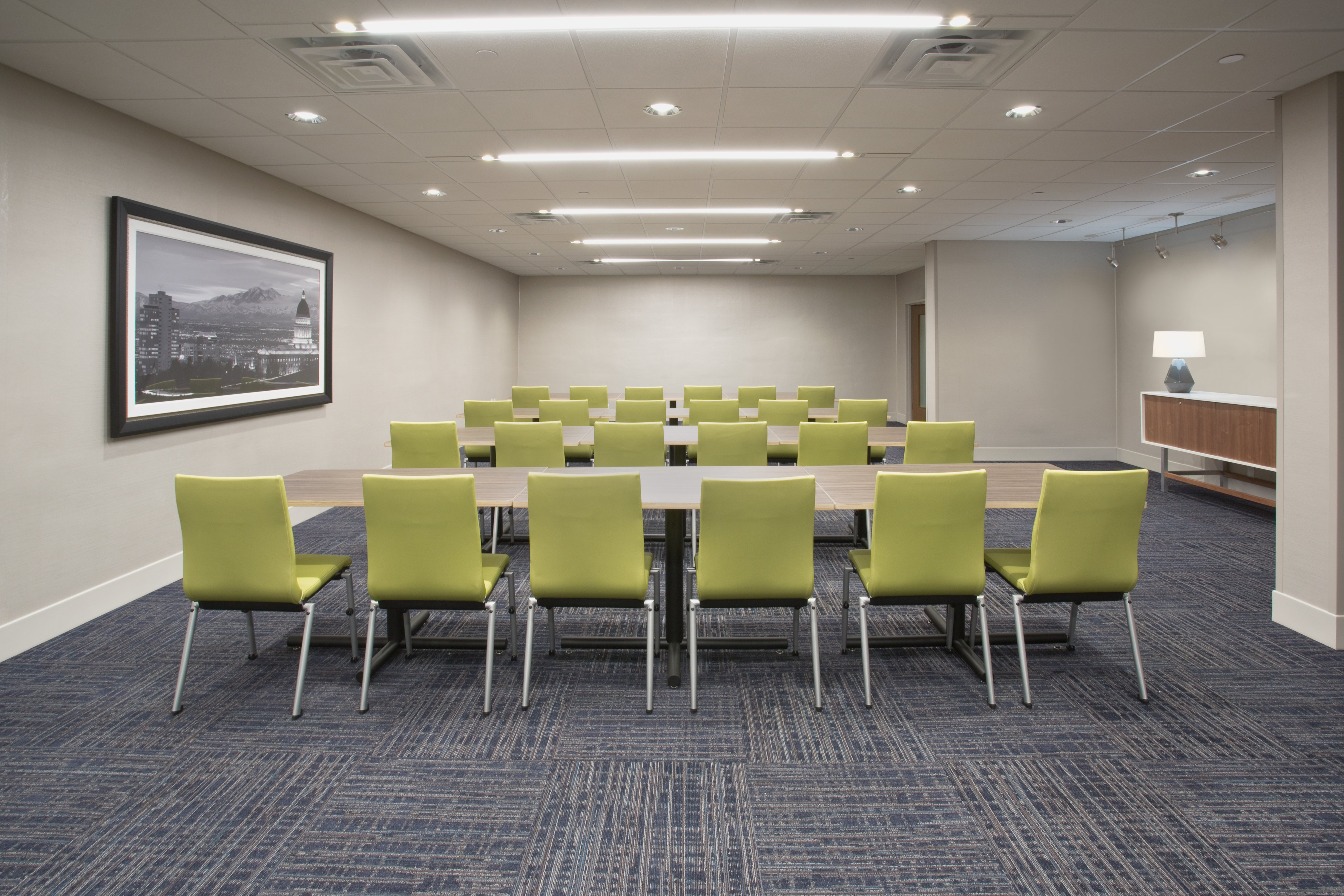 Holiday Inn Express and Suites Dallas Northeast Arboretum, an IHG Hotel 42/49