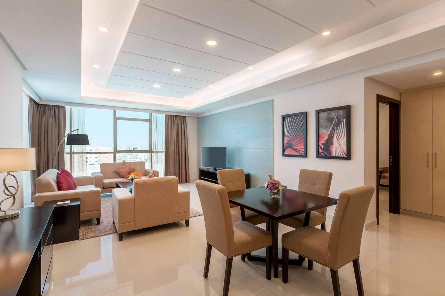 Ramada Hotel & Suites by Wyndham Amwaj Islands Manama 47/61