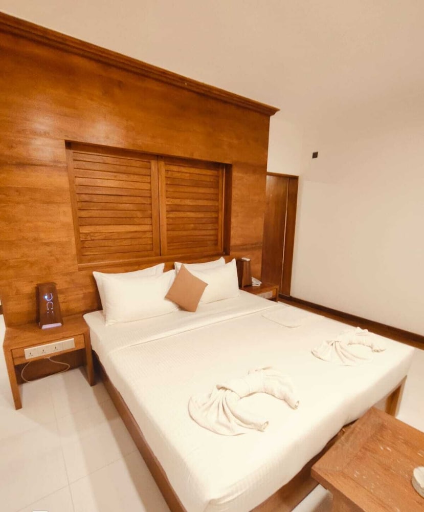 ROYAL, DOUBLE BED