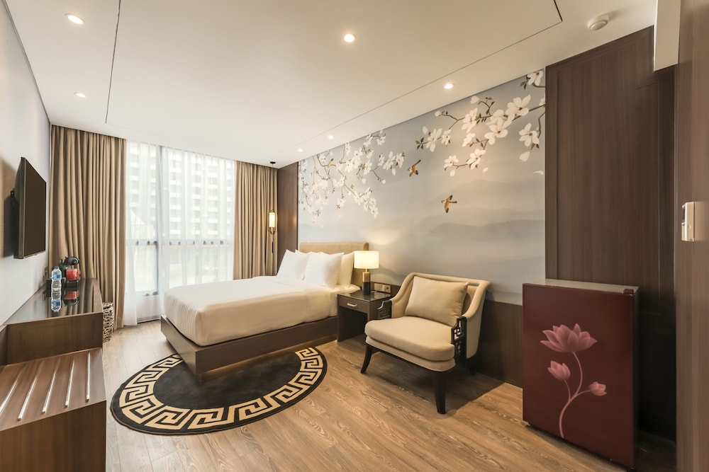 Ashley Tang Menteng Jakarta 20/50