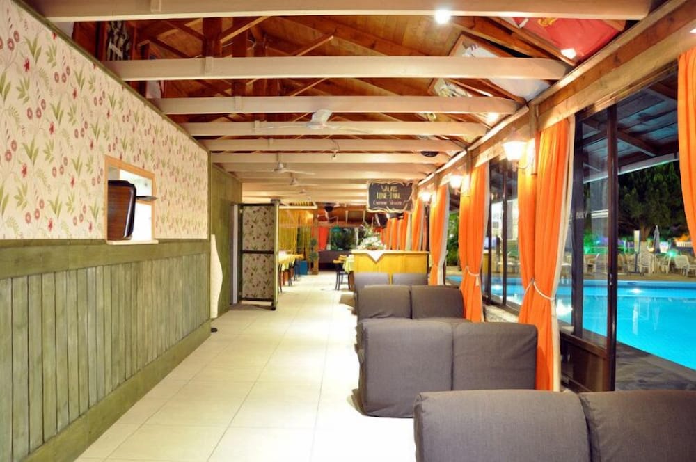 Valais Hotel 6/44