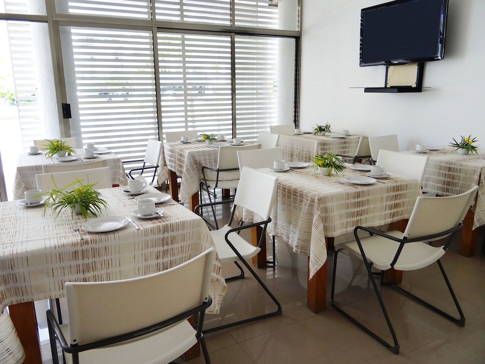 Hotel Suites Gaby Cancun 58/80