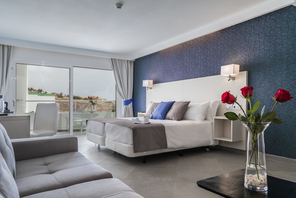 Aparthotel Esquinzo Y Monte Del Mar 29/50