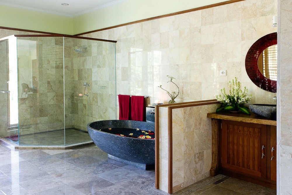Suara Air Luxury Villa Ubud 8/50