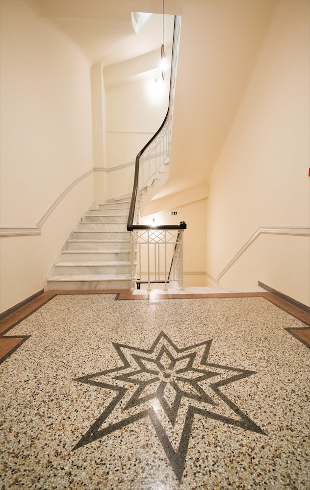 Athens Psiri Hotel 22/36