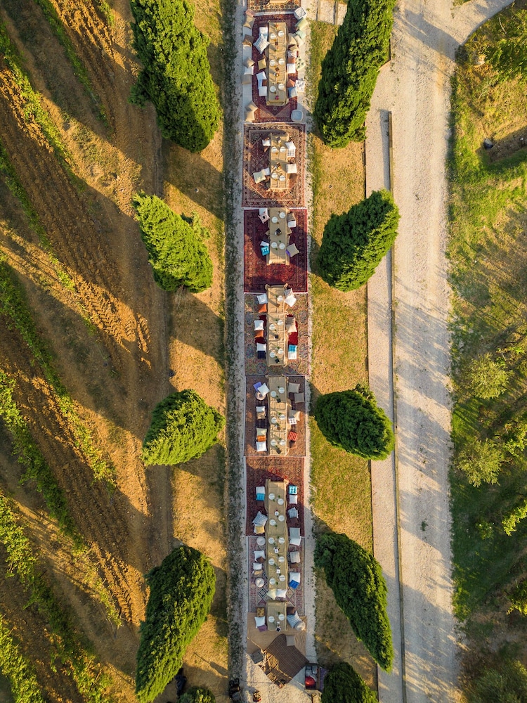 Azienda Agricola Villa Le Prata 42/50