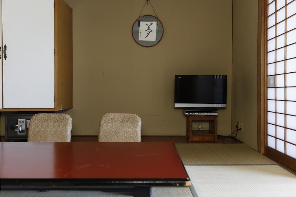 Hotel New Tsuruta 5/71