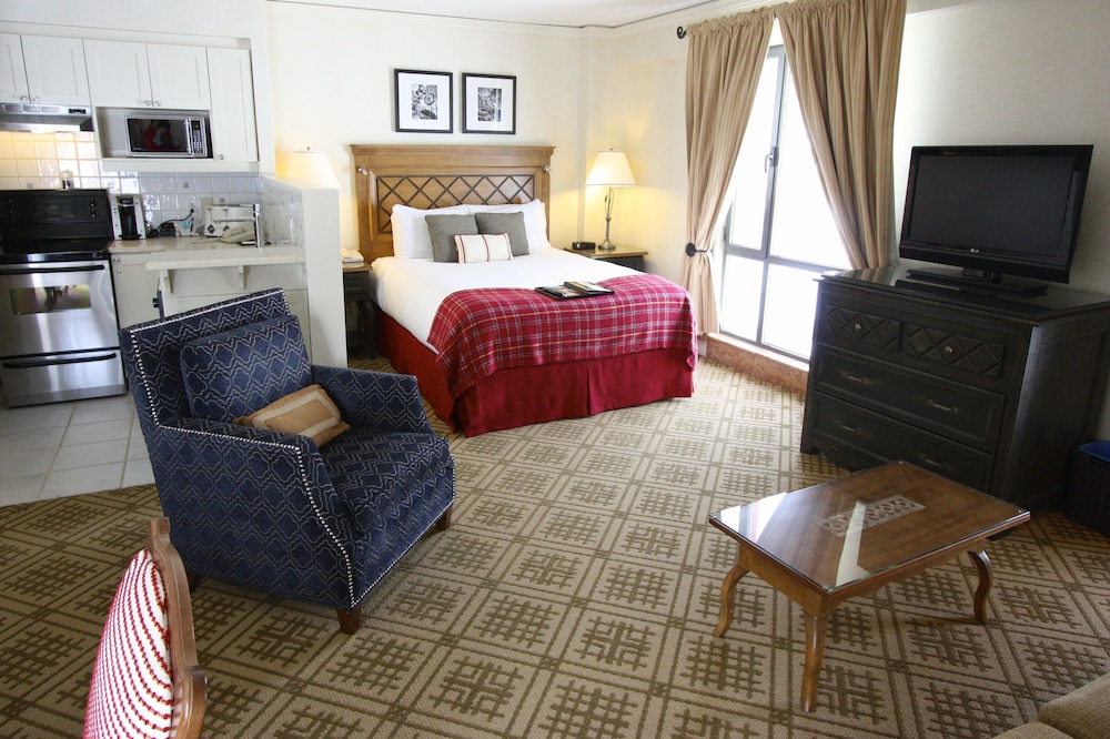 Fairmont Tremblant 49/68