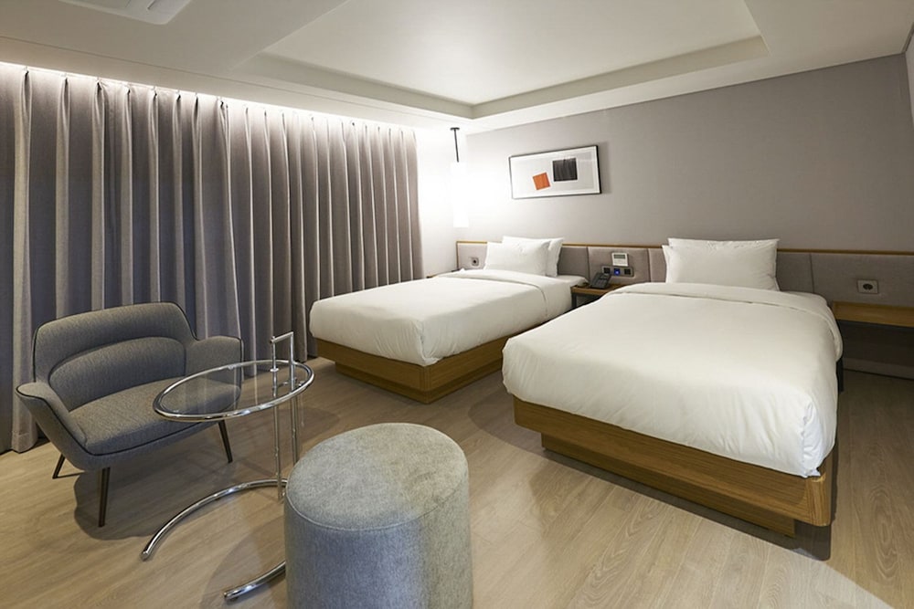 STANDARD, TWIN BEDS