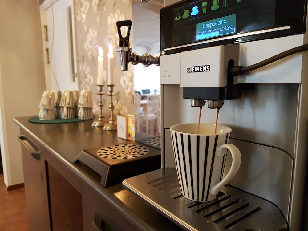 Smålandsstenar Hotell 20/37