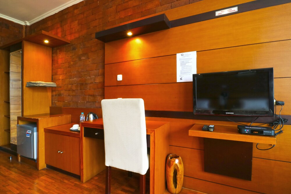 Villa Gardenia Bandung [VR] 9/60