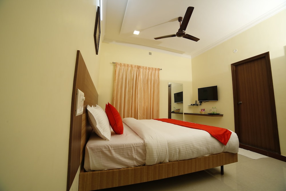 Hotel Sree Devi 7/29