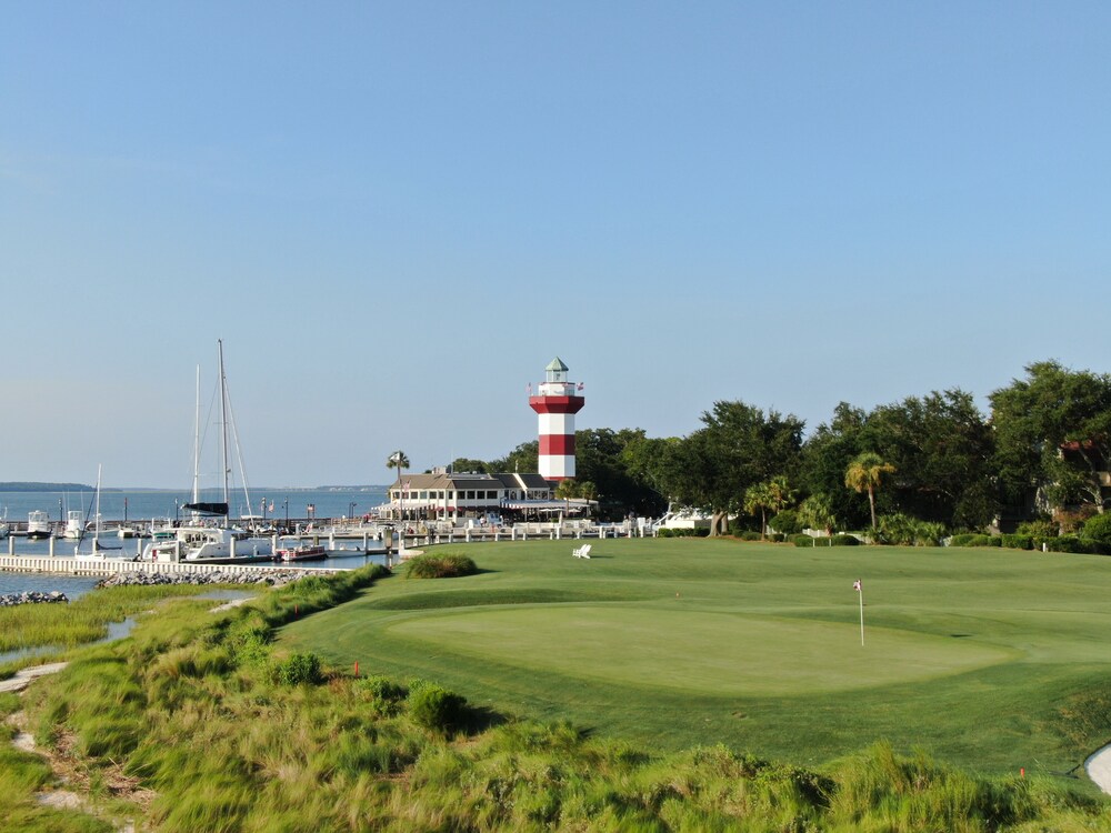 Hilton Head Resort 30/34