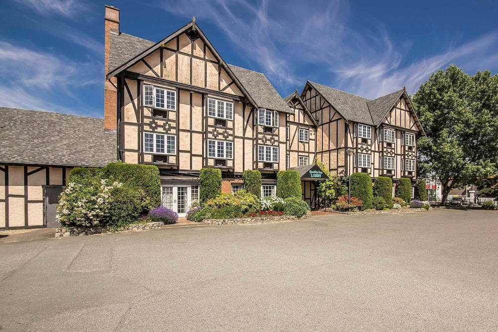 Quality Inn Waddling Dog Saanichton 4/37
