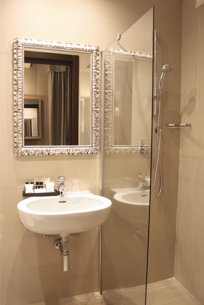 C Hotels Club 30/33