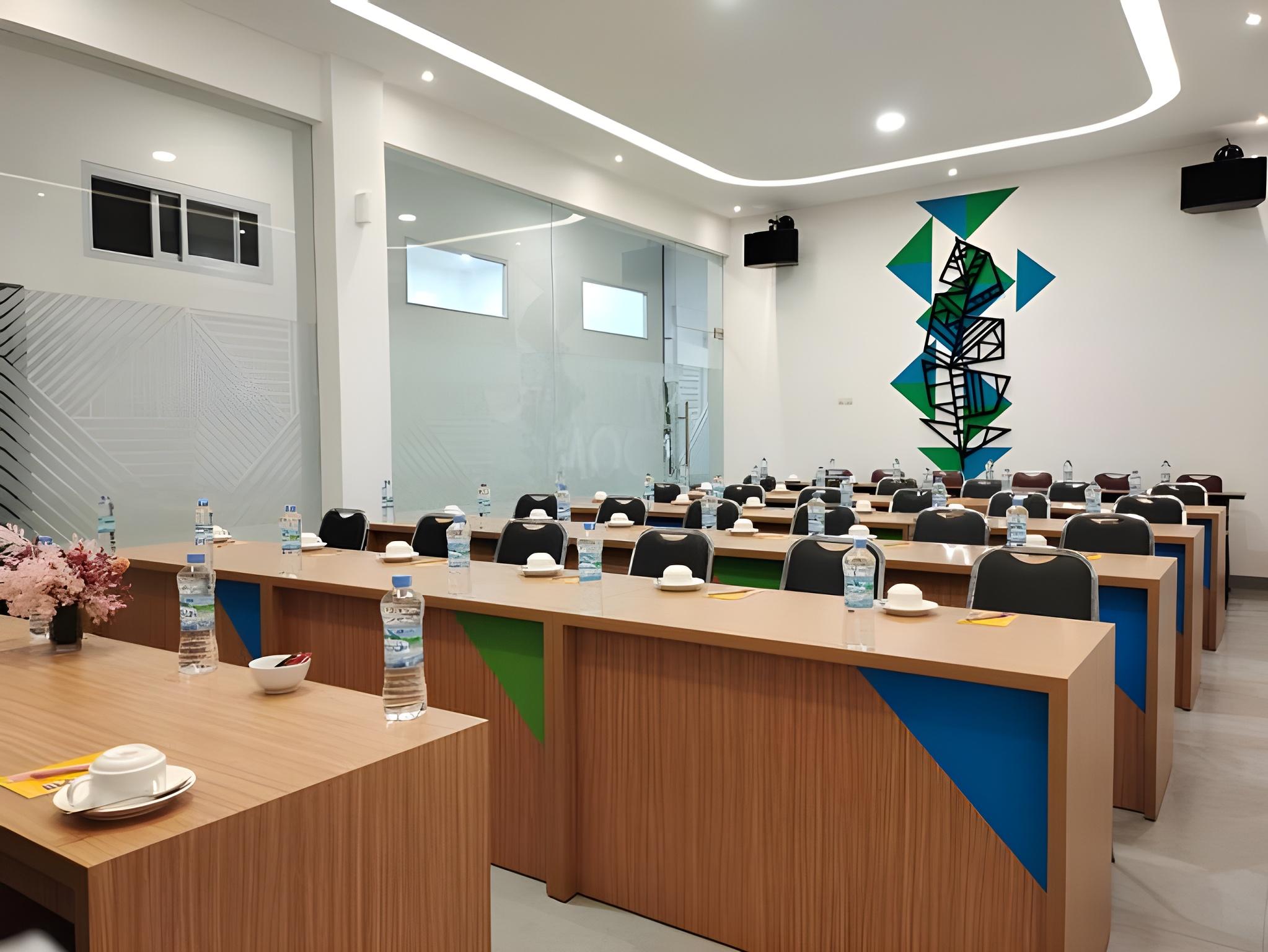 Hotel Premier Makassar 11/12