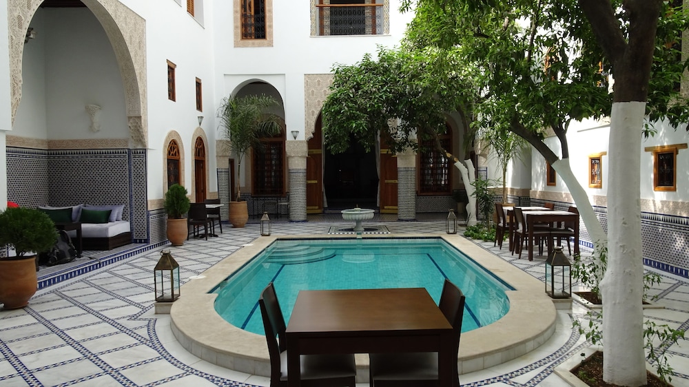 Riad Sabah 47/50