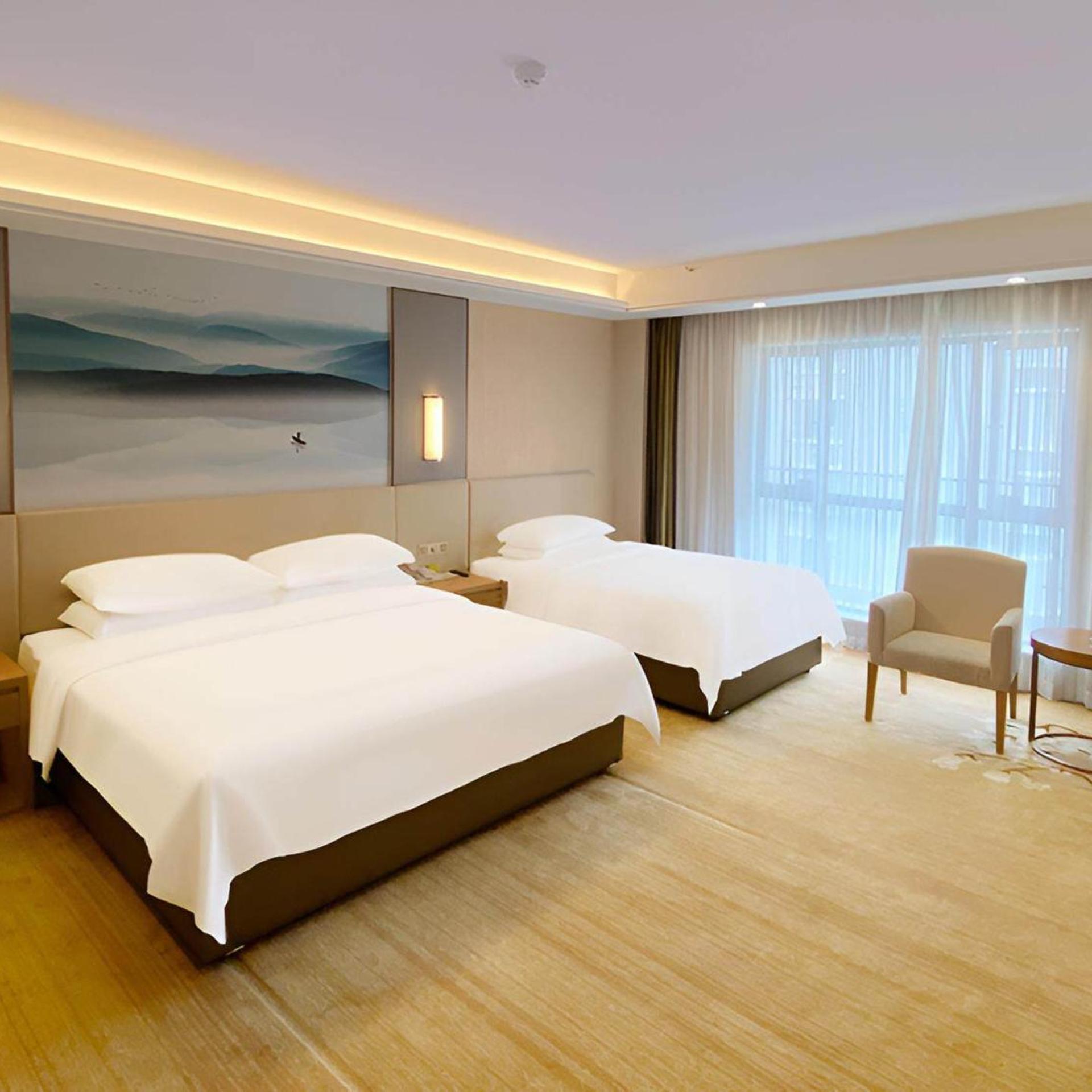Vienna International Hotel (Yichang Sanxia Culture Tiandi) 23/37