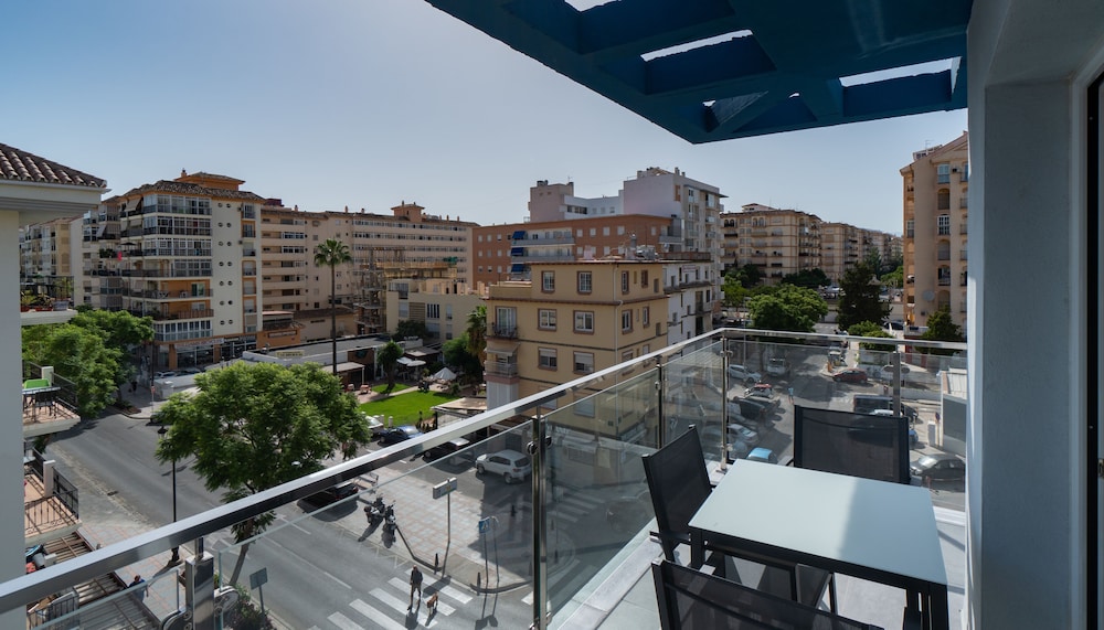 Sur Suites La Dorada 43/50
