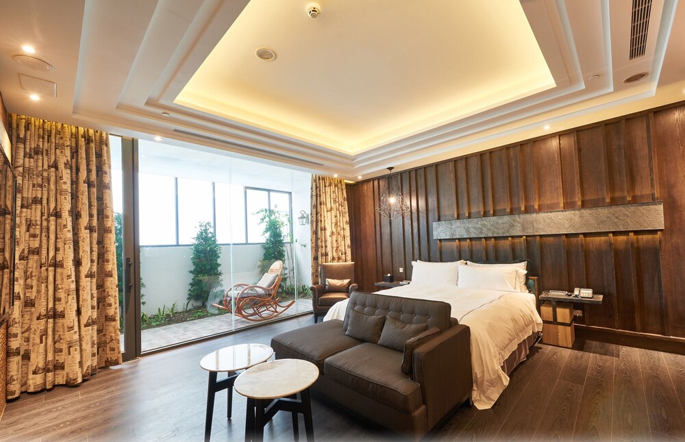 The Castle Ballet Taichung A Boutique Hotel 55/77