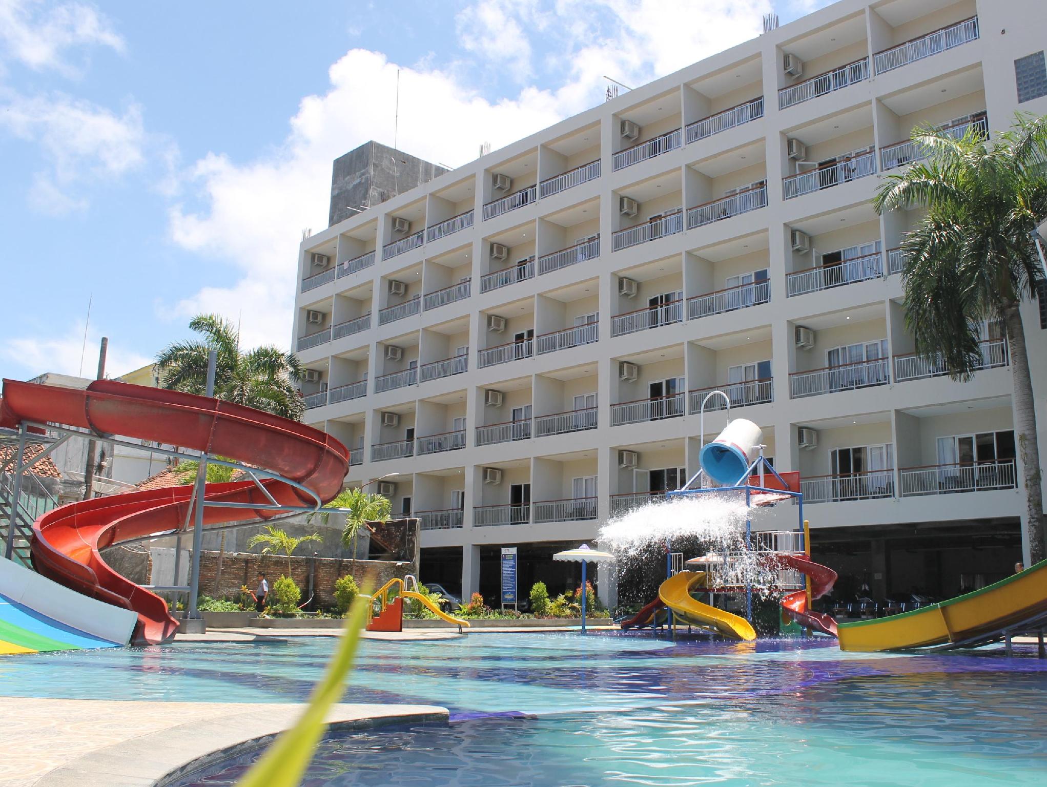 Grand Aquarium Hotel Pangandaran 27/35