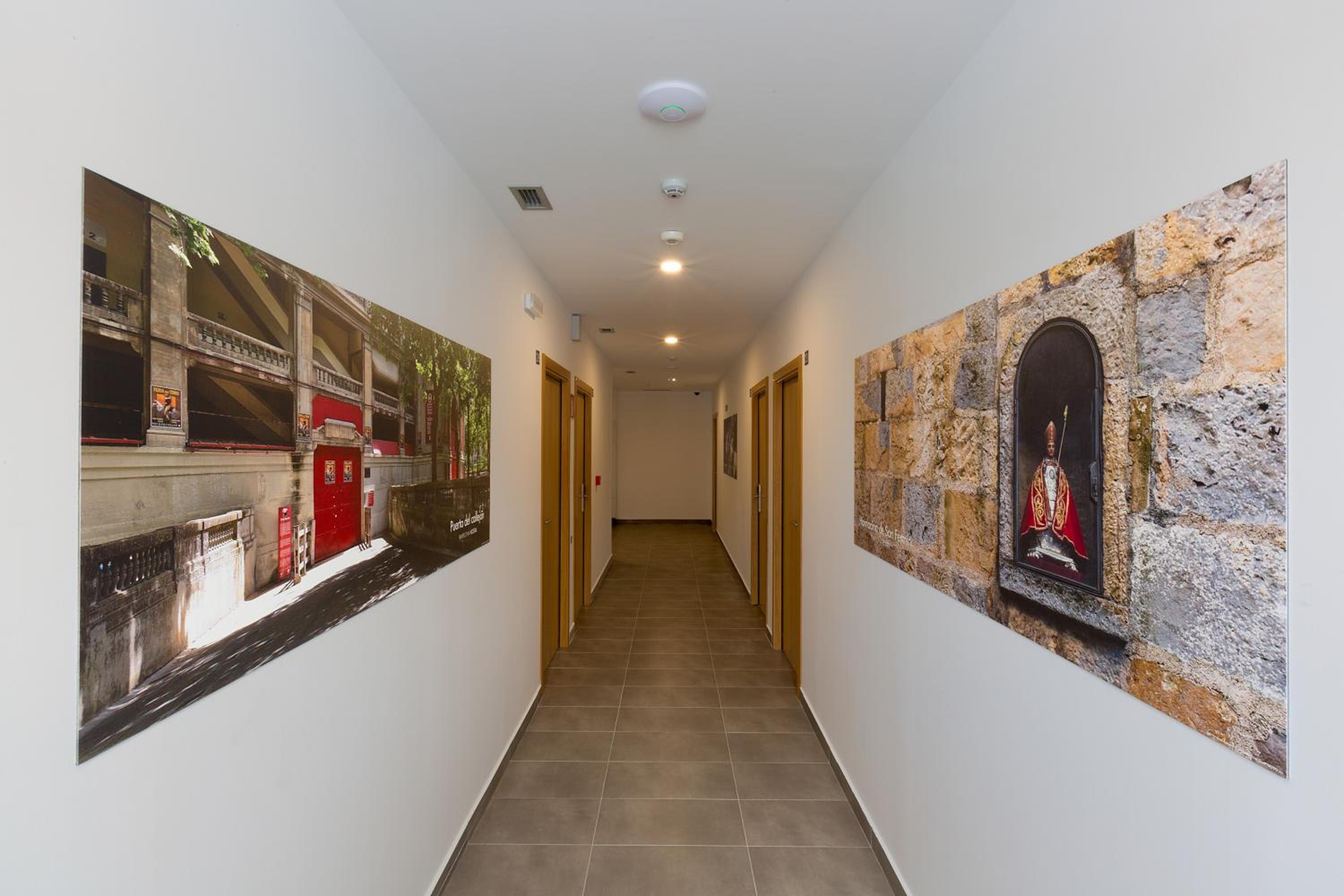 Iraipe Pamplona Hostal - Auto check-in 6/20