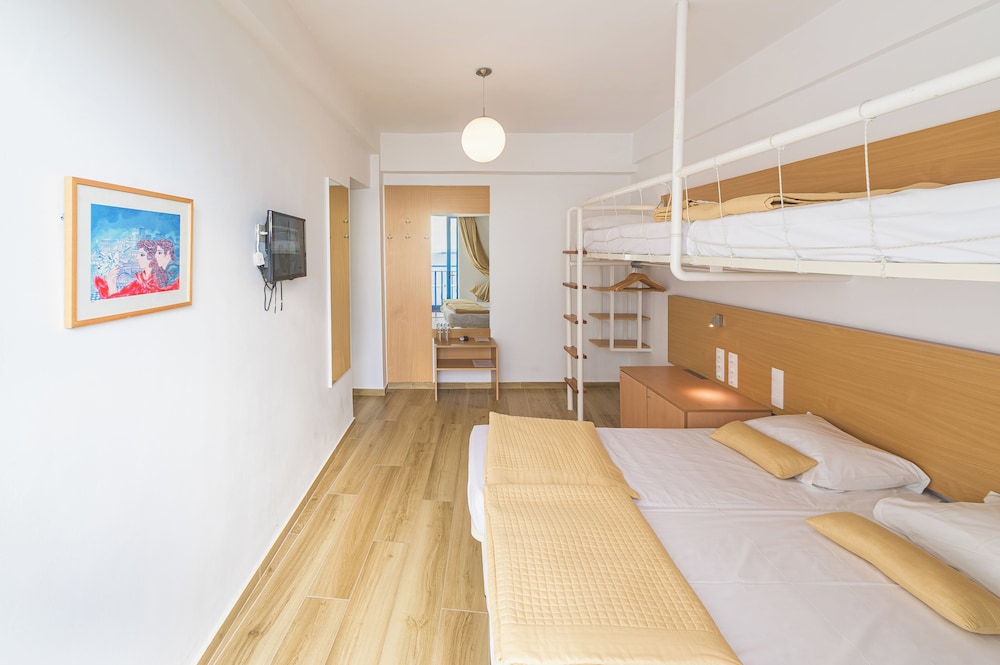 Hotel Sissy Kamena Vourla 10/50