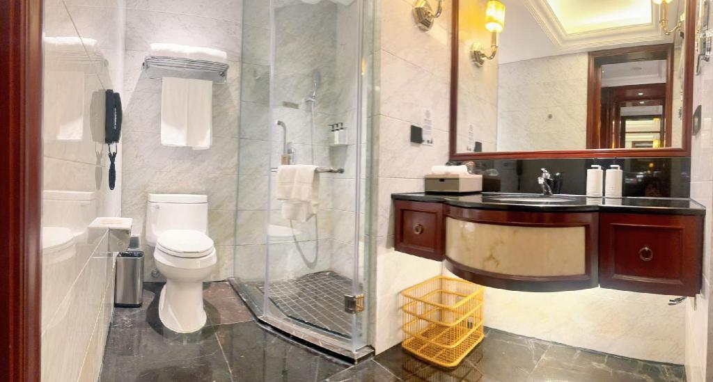 Grand Mercure Wuxi Huishan 72/76