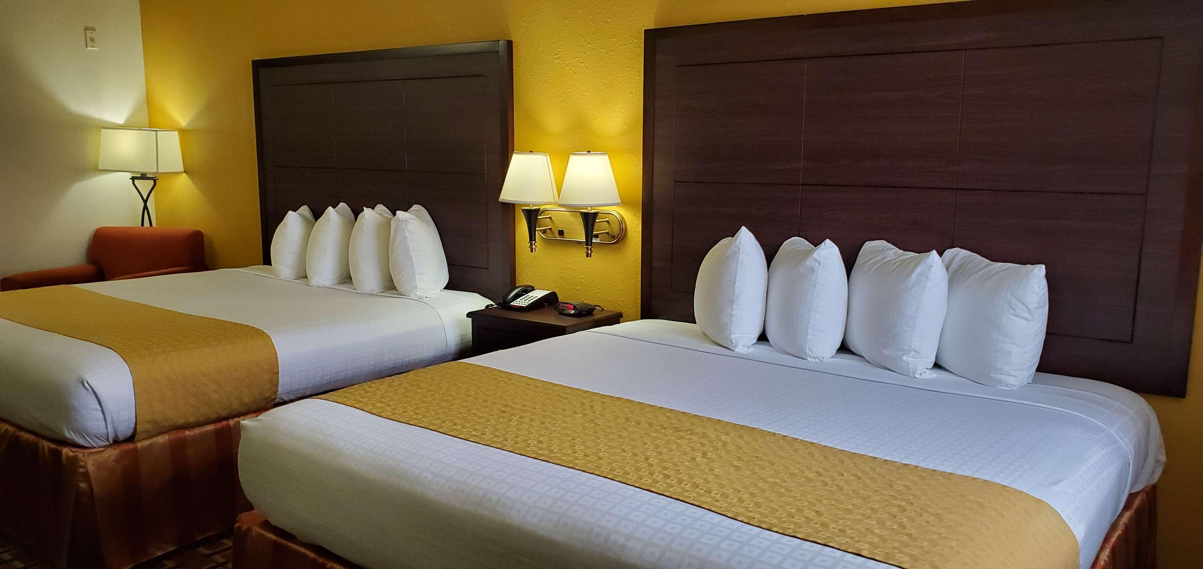 Room, Double Bed, Accessible