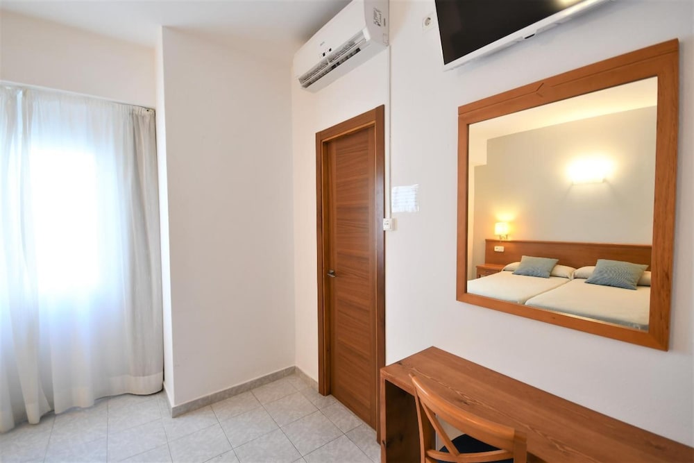 Hostal Mallorca 30/46