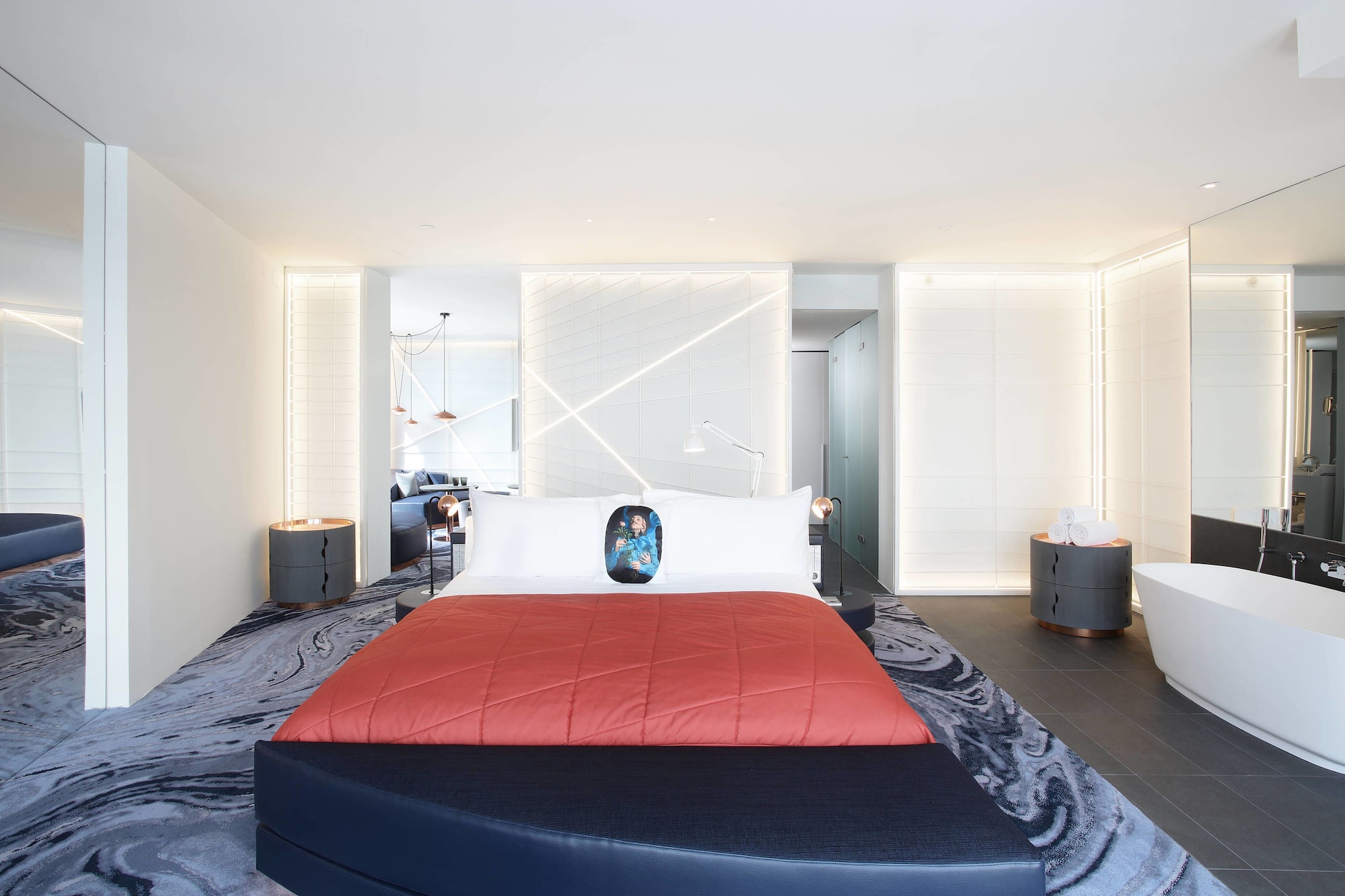1 Bedroom, Cool, Suite, King Bed, Corner، W Barcelona 3/7