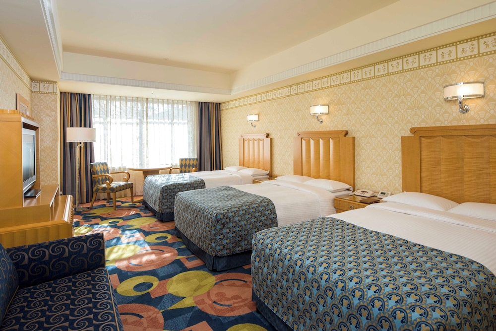 Disney Ambassador Hotel 9/50