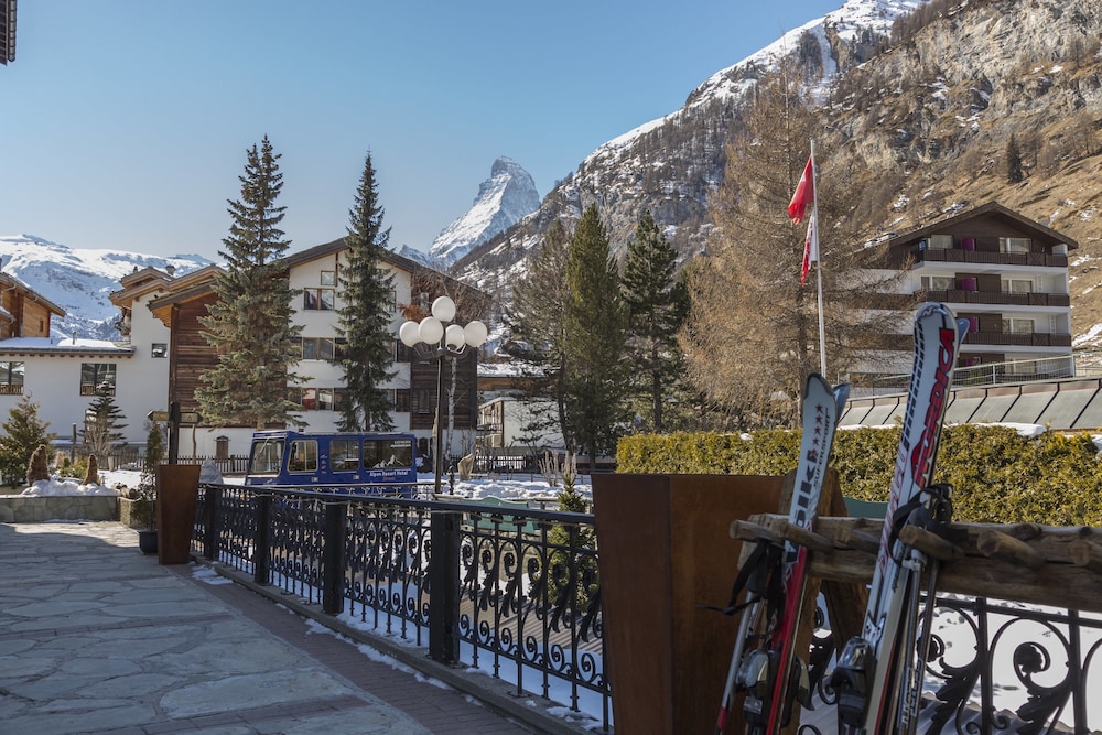 Zermatt Budget Rooms 44/49
